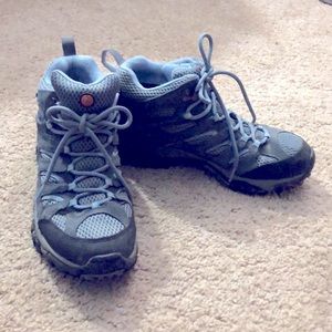 Merrell Moab waterproof boots SIZE 9